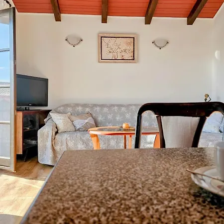 Santo Two * Novigrad Istria