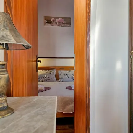 Santo Two Appartement
